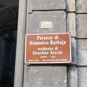 Bed and breakfast Barbaja In Street Toledo 205, Nápoles